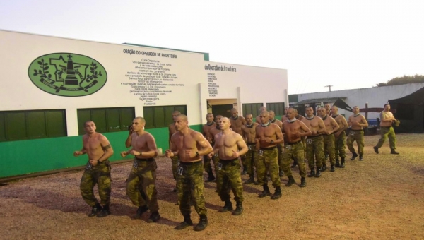 No Mato Grosso, policiais do Acre passam por capacitação para atuação e combate ao crime em regiões de fronteiras